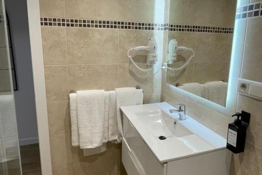 Apartamento Centrico Junto Al Mar Εστεπόνα Εξωτερικό φωτογραφία